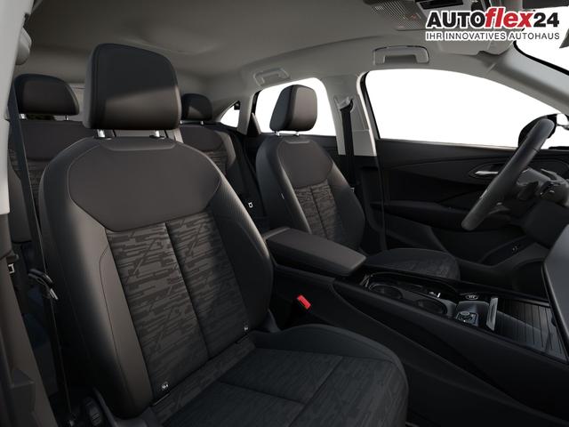 Audi Q3 Sportback NEU TFSI quattro Tech+AHK+LEDPlus+ACC+Kamera+Alu18+Volllack 