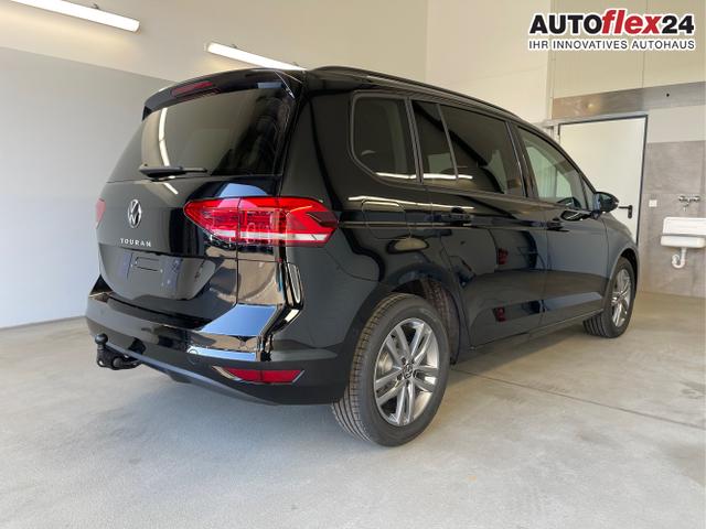 Volkswagen / Touran / Schwarz / / / 150PS 7Si+IQ.Light+TrailerAss+Cam+Navi+Kamera+Alarm+Kessy+App-Connect