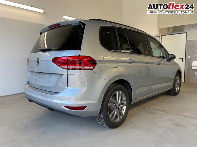 Volkswagen / Touran / Silber / / / 150PS 7Si+IQ.Light+TrailerAss+Cam+Navi+Kamera+Alarm+Kessy+App-Connect