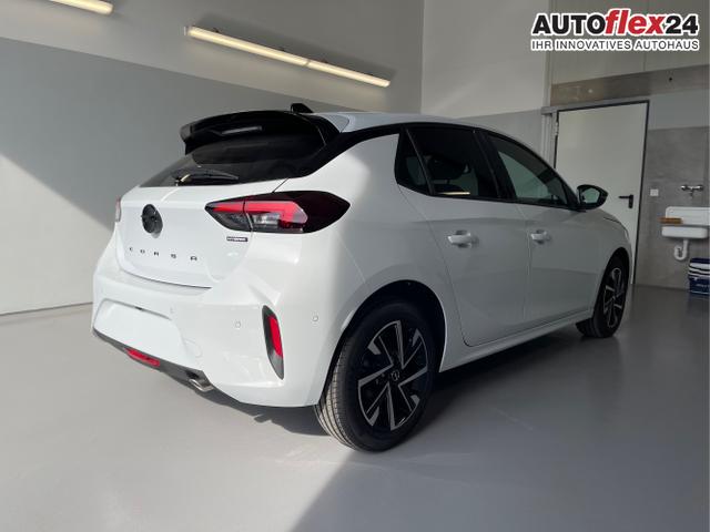 Opel / Corsa / Wei&szlig; / / / 110PS Automatik Navi+Acc+Sitzheizung+Kamera+Keyless