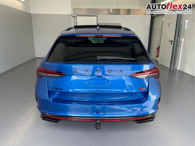 Skoda / Octavia Combi / Blau / / / 265PS DSG HUD+Pano+360&deg;+DCC+AHK+CANTON+Matrix+Alu19+eHeck+GV4