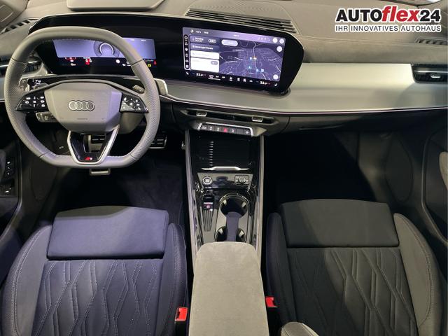 Audi / Q3 Sportback / Blau / / / TFSI 265 PS quattro S line Pano+TechPro+Matrix+AHK+HUD+Alu20+KlimaPlus+DCC+SONOS