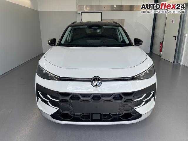 Vorlauffahrzeuge Volkswagen T-Roc - NEU Life 150PS eTSI DSG GV5 AHK Kamera Sitzheiz Lenkradheiz get&ouml;nt.Scheiben