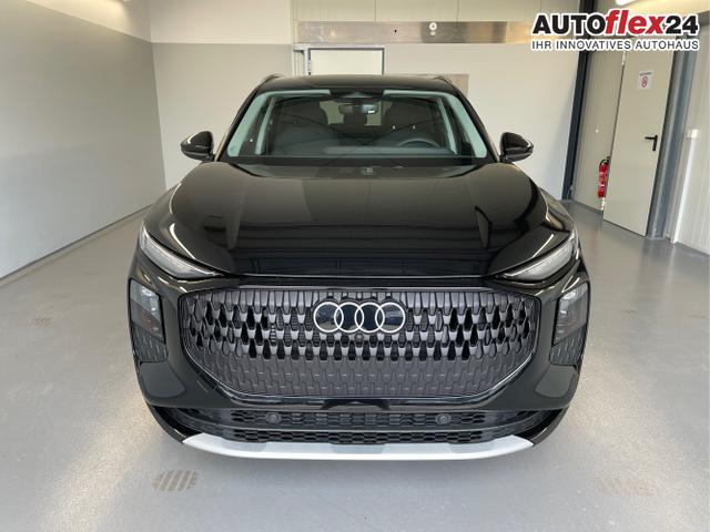 Vorlauffahrzeuge Audi Q3 - NEU TFSI quattro Tech AHK LEDPlus ACC Kamera Alu18 Volllack