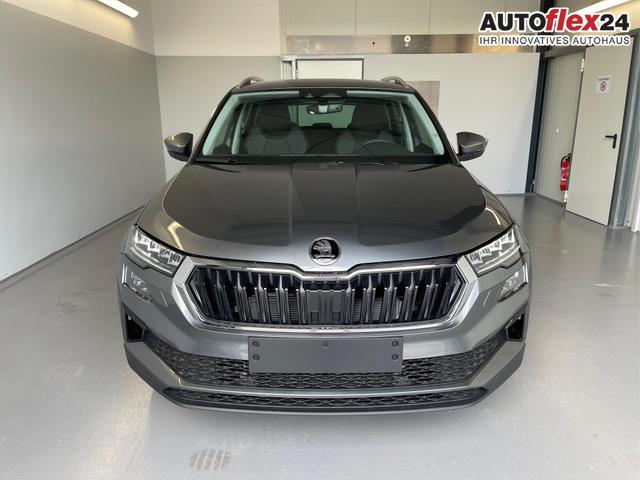 Vorlauffahrzeuge Skoda Karoq - Selection 2.0 TDI DSG 4x4 AHK Navi ACC Cam Winter eHeck Ambiente Lodge GV5
