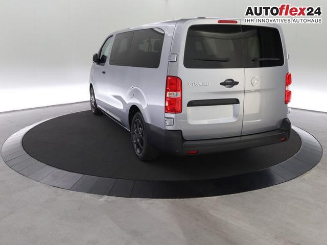 Opel Vivaro Kombi 9-Sitzer Lang 2.0 Diesel 8-Gang Automatikgetriebe 