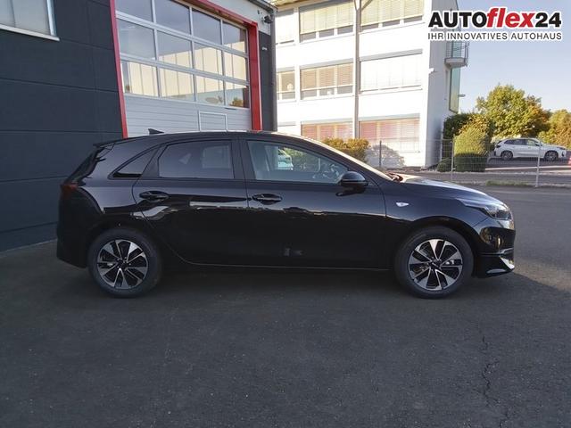 Kia II Ceed Silver 1.5 T-GDI 6-Gang 