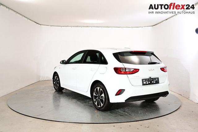 Kia II Ceed Silver 1.5 T-GDI 6-Gang 