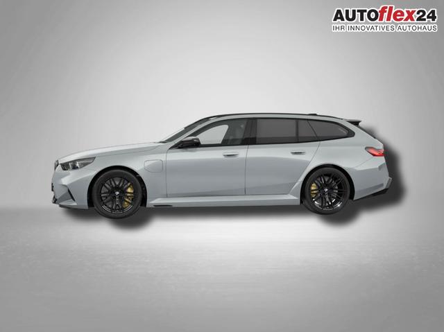 Vorlauffahrzeuge BMW M5 - Touring 4.4 8-Gang Steptronic xDrive