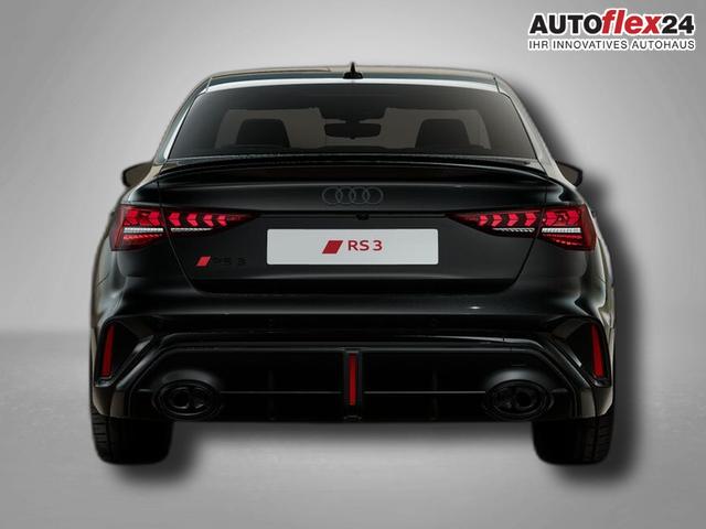 Audi RS3 Limousine 2.5 TFSI 7-Gang S tronic 