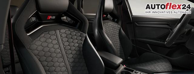 Audi RS3 Sportback 2.5 TFSI 7-Gang S tronic 