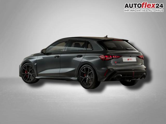 Audi RS3 Limousine 2.5 TFSI 7-Gang S tronic 
