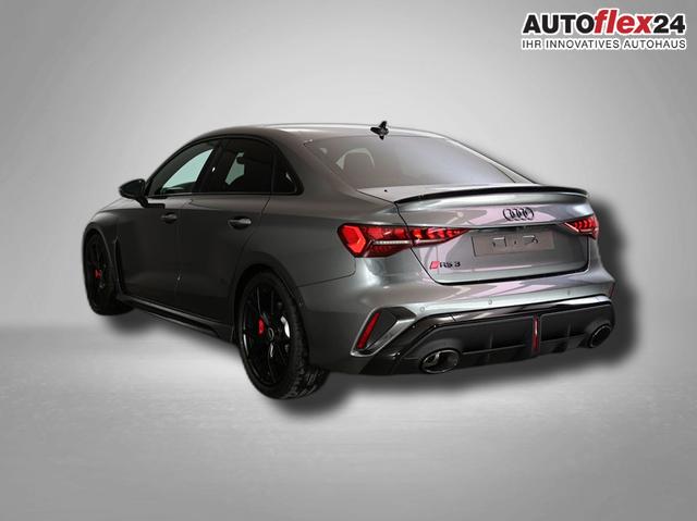 Audi RS3 2.5 TFSI 7-Gang S tronic quattro 