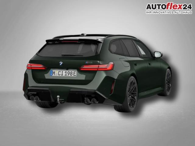 BMW M5 M 4.4 V8 Plug in Hybrid 8-Gang Steptronic 