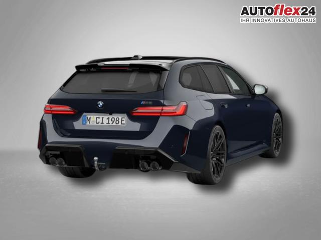 BMW M5 M 4.4 V8 Plug in Hybrid 8-Gang Steptronic 