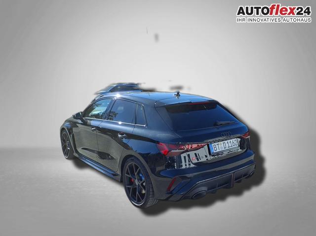 Audi RS3 Sportback 2.5 TFSI 7-Gang S tronic quattro 