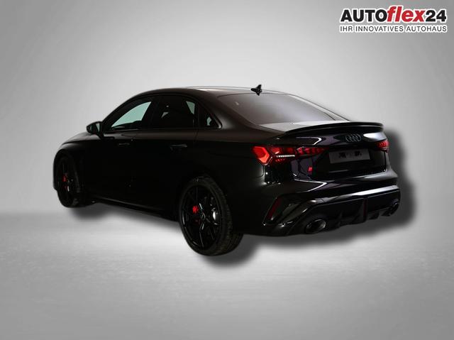 Audi RS3 2.5 TFSI 7-Gang S tronic quattro 