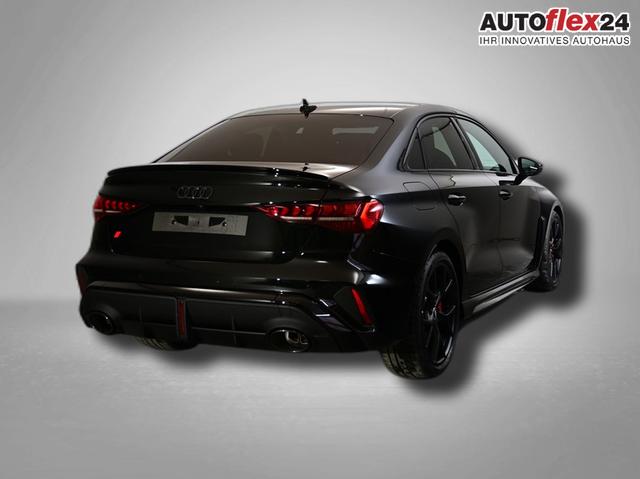 Audi RS3 2.5 TFSI 7-Gang S tronic quattro 