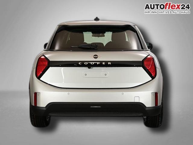 MINI Cooper C Essential Trim 1.5 7-Gang Steptronic 