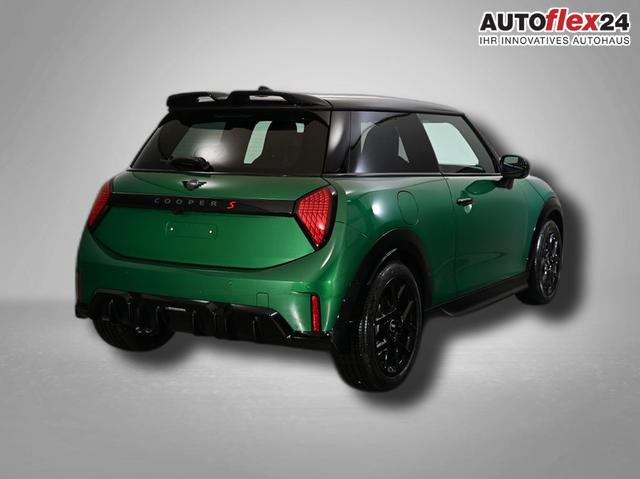 MINI Cooper S John Works Trim 2.0 7-Gang Steptronic 