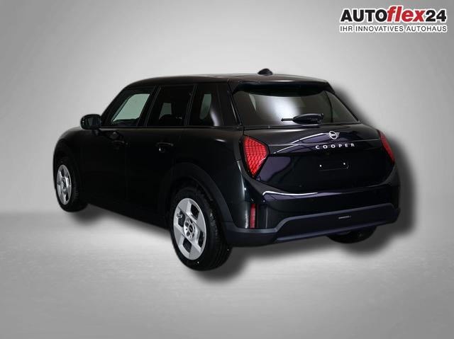 MINI Cooper C Essential Trim 1.5 7-Gang Steptronic 