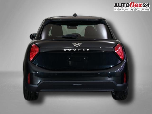 MINI Cooper C Essential Trim 1.5 7-Gang Steptronic 