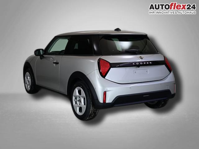 MINI Cooper C Essential Trim 1.5 7-Gang Steptronic 