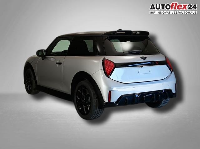 MINI Cooper S John Works Trim 2.0 7-Gang Steptronic 