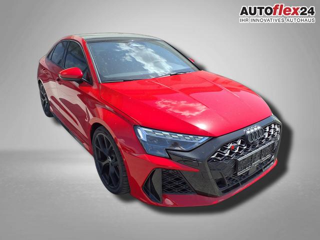 Audi RS3 Limousine 2.5 TFSI 7-Gang S tronic 