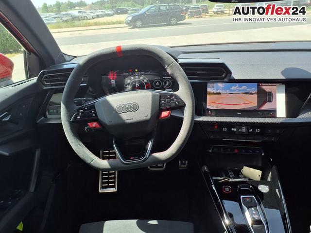 Audi RS3 Limousine 2.5 TFSI 7-Gang S tronic 