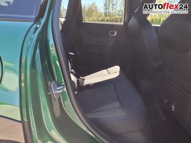 MINI Cooper S John Works Trim 2.0 7-Gang Steptronic 