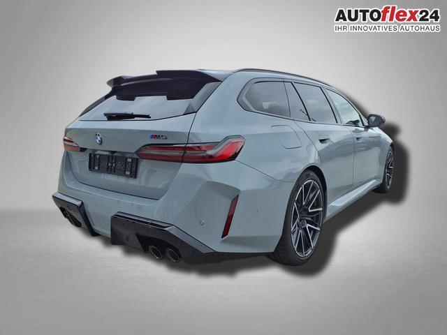 BMW M5 Touring 4.4 8-Gang Steptronic xDrive 