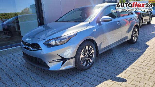 Gebrauchtfahrzeug Kia II Ceed - SPIN 1.5 Spin Navi Shzg Lhzg PDC Cam 16Zoll 