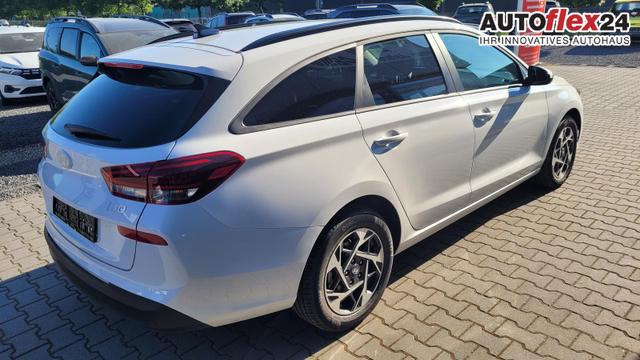 Hyundai i30 Kombi Smart SW Family*LED*Navi*Shzg*Lhzg*PDC*Cam*16Zoll* 