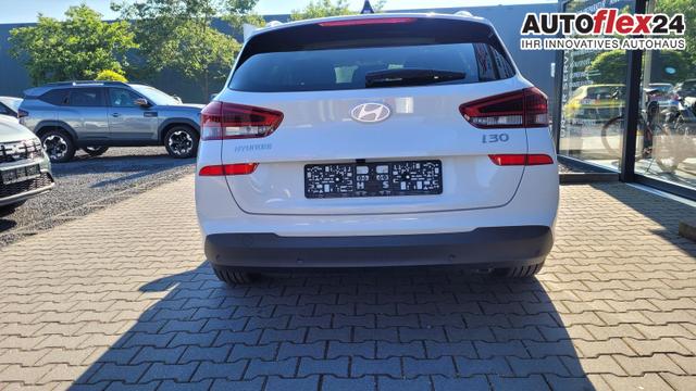 Hyundai i30 Kombi Smart SW Family*LED*Navi*Shzg*Lhzg*PDC*Cam*16Zoll* 