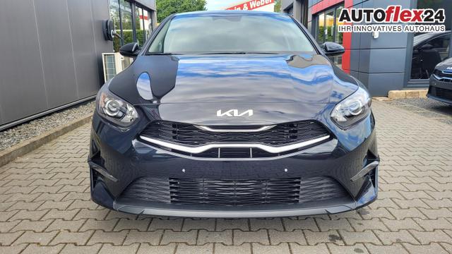 Kia II Ceed Gold Gold*LED*Navi*Shzg*Lhzg*PDC*Cam*16Zoll* 