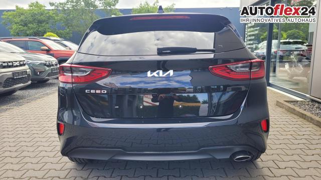 Kia II Ceed Gold Gold*LED*Navi*Shzg*Lhzg*PDC*Cam*16Zoll* 