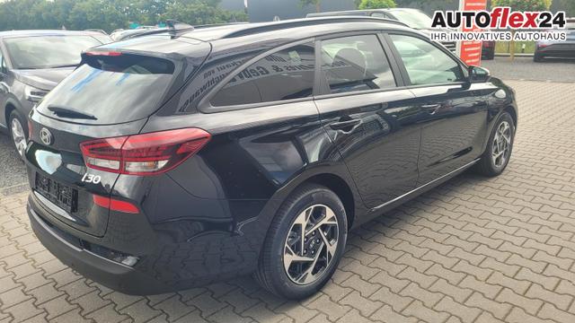 Hyundai i30 Kombi Smart SW Family*LED*Navi*Shzg*Lhzg*PDC*Cam*16Zoll* 