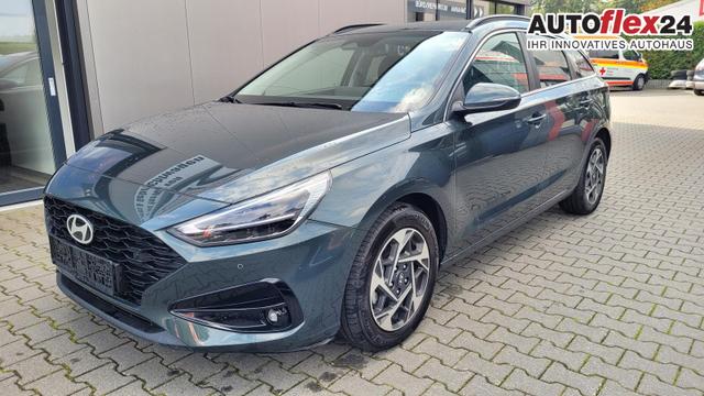 Gebrauchtfahrzeug Hyundai i30 Kombi - Style Style LED Navi Shzg Lhzg PDC Kamera