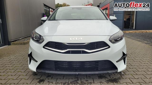 Kia II Ceed SPIN Spin*Navi*Shzg*Lhzg*PDC*Cam*16Zoll*Klima* 
