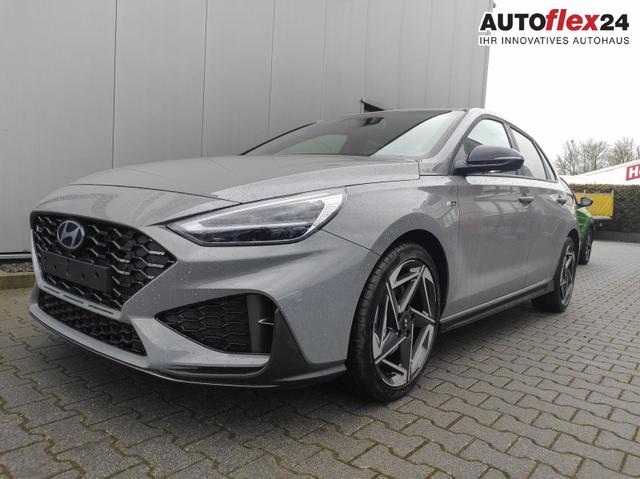 Vorlauffahrzeuge Hyundai i30 N - Line Line LED Navi Shzg PDC Cam 18Zoll