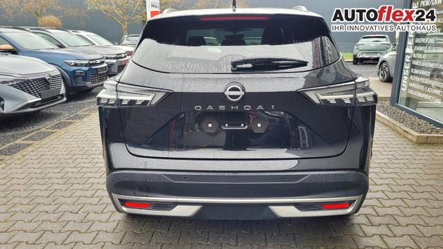 Nissan Qashqai Tekna 4x4 4x4*Navi*LED*PDach*Leder*Shzg*BFS* 