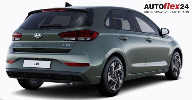 Vorlauffahrzeuge Hyundai i30 - Family HB 1.6 GO Navi LED Shzg Lhzg PDC Cam 16Zoll 