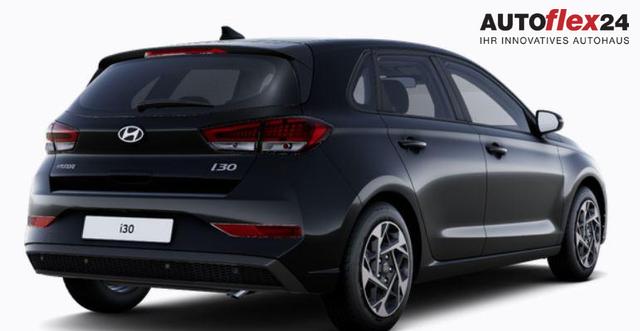 Vorlauffahrzeuge Hyundai i30 - Family HB GO Navi LED Shzg Lhzg PDC Cam 16Zoll 