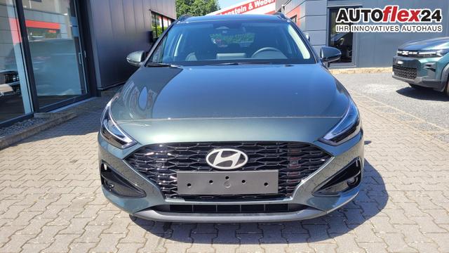 Vorlauffahrzeuge Hyundai i30 Kombi - GO SW 1.6 GO Navi LED Shzg Lhzg PDC Cam 16Zoll 