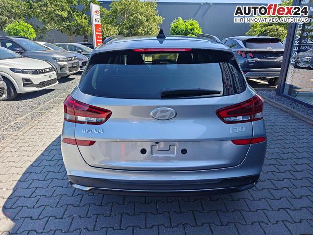 Hyundai i30 Kombi Style SW 1.6 Style*Navi*LED*Shzg*Lhzg*TOT*Cam*ACC 