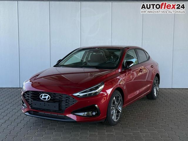 Gebrauchtfahrzeug Hyundai i30 Fastback - 1.5 T-GDi MHEV 7DCT Prime / Navi Einparkhilfe V H mit Kamera Keyless entry & go LED-Scheinw.