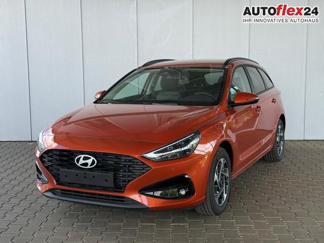 Gebrauchtfahrzeug Hyundai i30 Kombi - Comfort 1.5 GDI 6MT / Navi PDC V.&H. Kamera LED Carplay Sitz & Lenkr.Heiz.