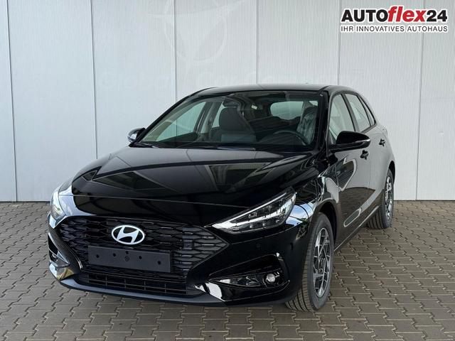Gebrauchtfahrzeug Hyundai i30 - GO 1.5 DPI / Sitz   Lenkradh./ LED Navi Tempomat Alu16 PDC V.&H.m.Kamera