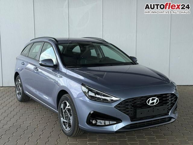 Hyundai i30 Kombi Smart 1.5 GDI / Navi PDC V.&H + Kamera LED Tempomat Alu 16" 